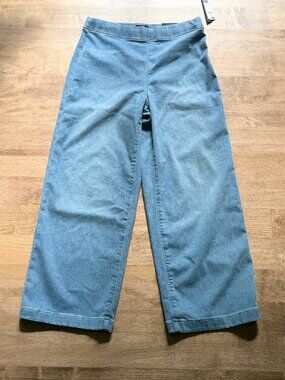 Talbots wide crop pull on travel jeans, size small